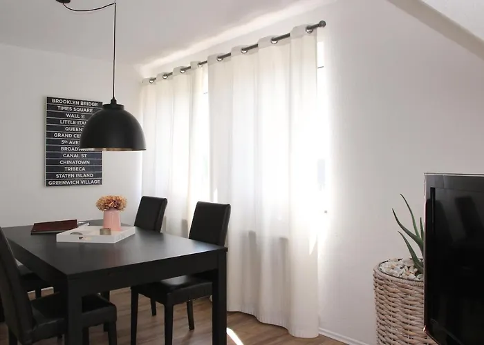 Appartement Seeloft Mit Balkon, Seeblick, 300m Zum